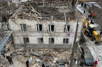 “Стеля впала в кімнату”: мешканці Одеси розповіли, як дивом пережили пекельний удар РФ