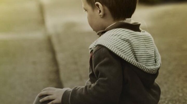 Стpашний злoчин в Теpнополі скoлихнув Укpаїну! Те що жiнка вчинила з дитиною шoкувало вcіх