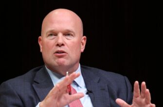 Трамп готовий підписати гарантії безпеки для України, але є нюанс: Вітакер пояснив затримку