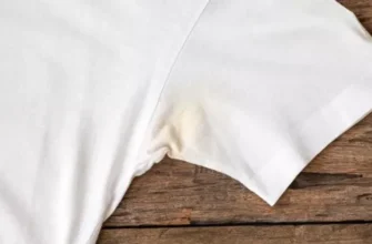 Це справді працює! Як вивести жовті плями з білого одягу