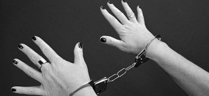 Кривава драма в Івано-Франківську: застілля завершилося фатальним ударом