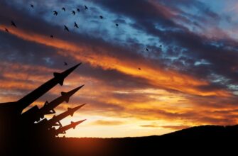 У Макрона заявили про ризик розповсюдження ядерної зброї — Politico