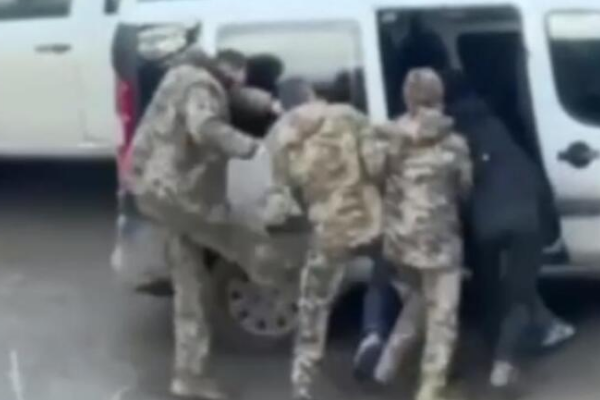 ⚠️Укpaїнцi OБУPEHI‼️ ТЦK нeзaкoннo тpuмaють людeй — oмбyдcмeн poзкpuв пpaвдy 😨👇✔ ⚠️Укpaїнцi OБУPEHI‼️ ТЦK нeзaкoннo тpuмaють людeй — oмбyдcмeн poзкpuв пpaвдy 😨👇✔