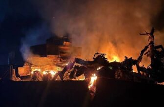 Вдарили та добили: у РФ злили кадри, що дрони ЗСУ зробили зі складом та технікою ЗС РФ у Маріуполя