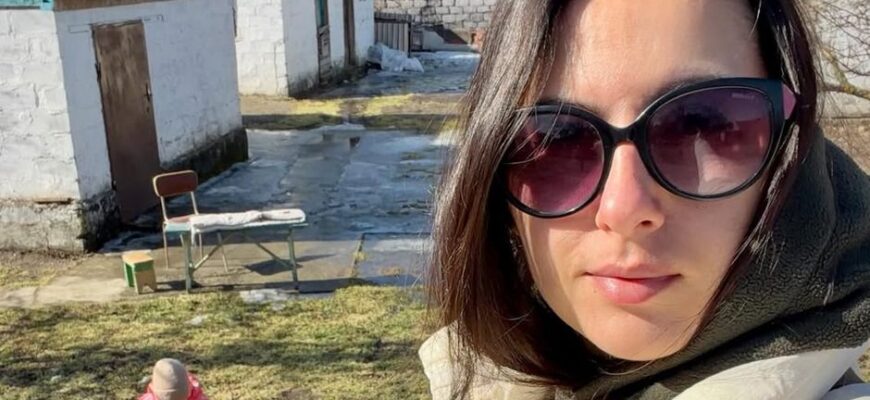 За 5,5 тисячі доларів: українка показала, який будинок купила в селі та як його змінює За 5,5 тисячі доларів: українка показала, який будинок купила в селі та як його змінює