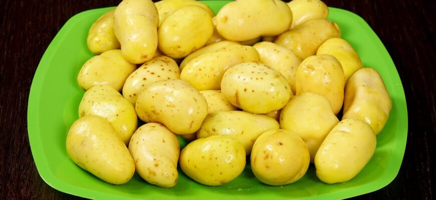 Замість вершкового масла додаю в картоплю 100 грамів ось чого: смачно навіть на другий день Замість вершкового масла додаю в картоплю 100 грамів ось чого: смачно навіть на другий день