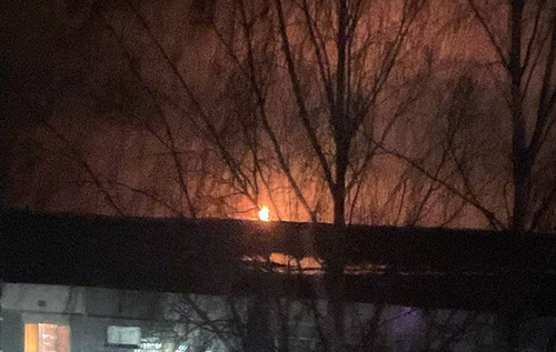 Ленінградську область РФ третю ніч поспіль атакували дрони: у портах Приморськ та Усть-Луга спалахнули пожежі Ленінградську область РФ третю ніч поспіль атакували дрони: у портах Приморськ та Усть-Луга спалахнули пожежі