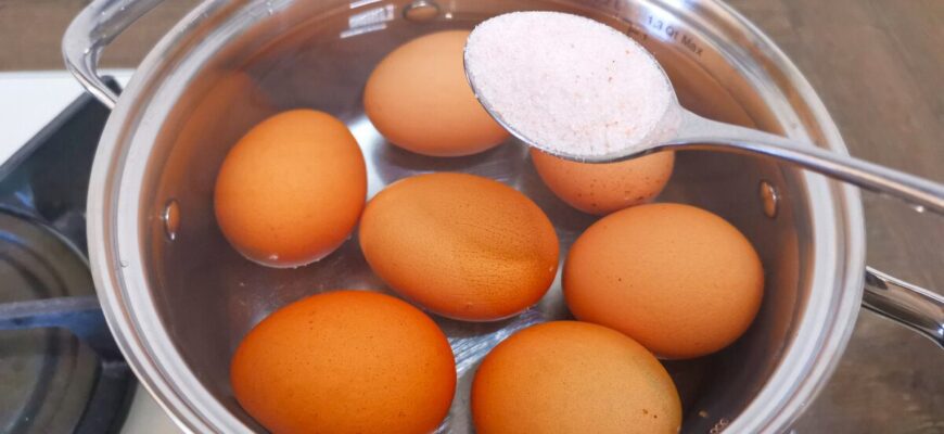 3 ст. л. “цього” у воду – і яйця не тріскаються під час варіння: перевірено на домашніх і магазинних 3 ст. л. “цього” у воду – і яйця не тріскаються під час варіння: перевірено на домашніх і магазинних