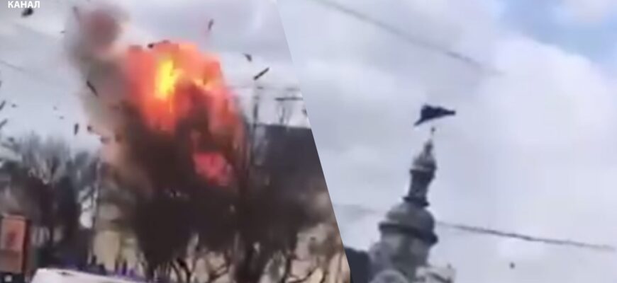 Момент прильоту “Шахеда” у центр Львова Момент прильоту “Шахеда” у центр Львова