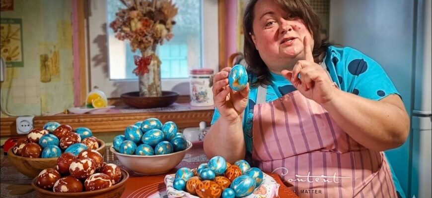 Не купую в АТБ наліпки для крашанок – це вже минуле століття: фарбую яйця за допомогою скотчу і фантазії Не купую в АТБ наліпки для крашанок – це вже минуле століття: фарбую яйця за допомогою скотчу і фантазії