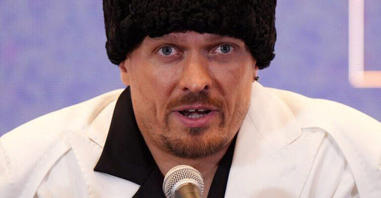 34-річний Олександр Усик вперше відповів коли збирається завершити боксерську кар’єру і подтвердив, що після цього збирається балотуватися у президенти 34-річний Олександр Усик вперше відповів коли збирається завершити боксерську кар’єру і подтвердив, що після цього збирається балотуватися у президенти