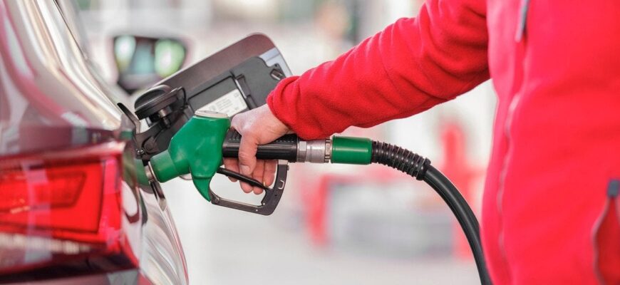 Ціни злетіли за одну ніч: яка вартість бензину та дизелю 21 березня по АЗС Ціни злетіли за одну ніч: яка вартість бензину та дизелю 21 березня по АЗС