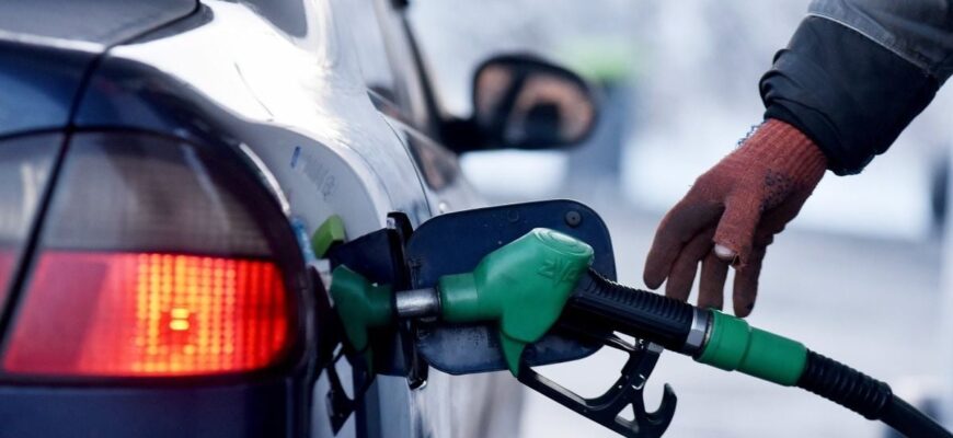 Чи здорожчає пальне до 100 грн: експерт дав прогноз для українців Чи здорожчає пальне до 100 грн: експерт дав прогноз для українців