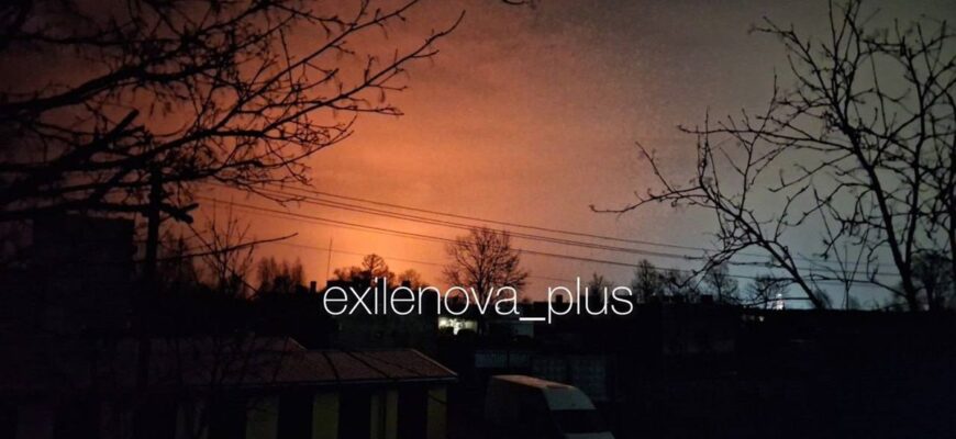 Дрони атакували нафтовий порт Усть-Луга в РФ – в Мережі показали пожежу Дрони атакували нафтовий порт Усть-Луга в РФ – в Мережі показали пожежу