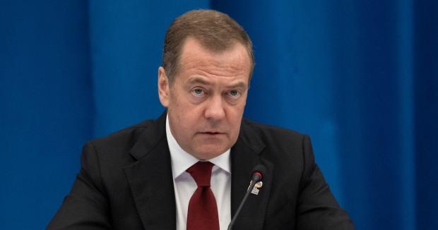 “Хіросіма і Нагасакі будуть дитячою грою…”: Медведєв прокоментував переговори з Україною та знову пригрозив ядерною зброєю “Хіросіма і Нагасакі будуть дитячою грою…”: Медведєв прокоментував переговори з Україною та знову пригрозив ядерною зброєю