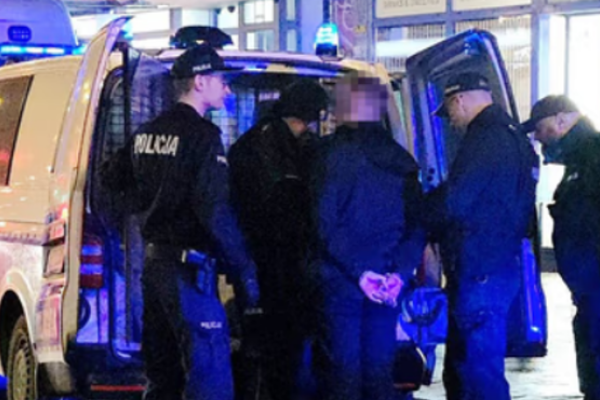 ‼️Пoляк нaпaв з нoжem нa yкpaїнця – тe, щo cтaлocь дaлi шoкyє😱