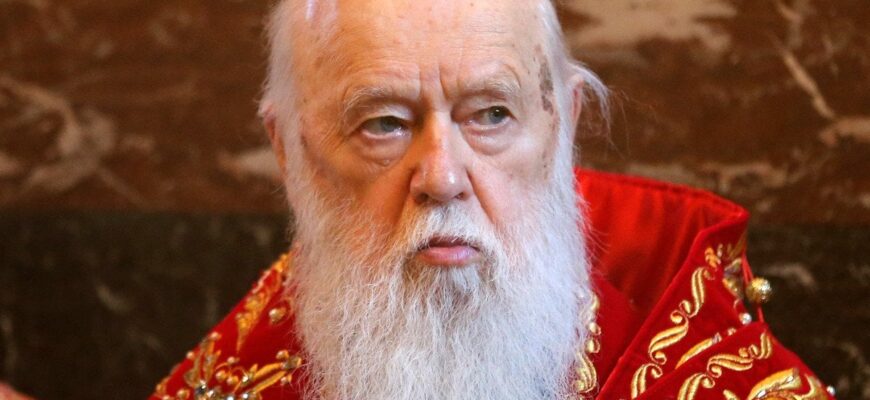 Прощання із патріархом Філаретом: що відбувається у Михайлівському монастирі та Володимирському соборі Прощання із патріархом Філаретом: що відбувається у Михайлівському монастирі та Володимирському соборі