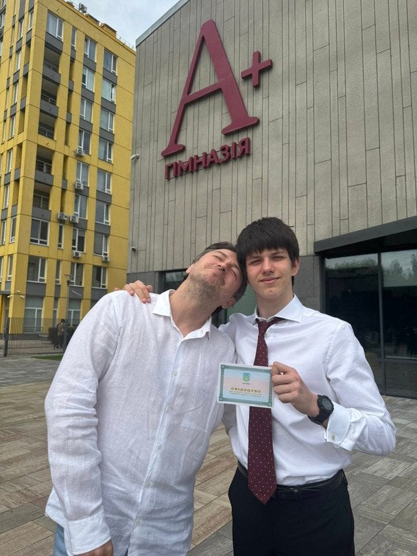 Сергій Притула з сином / © facebook.com/serhiyprytula