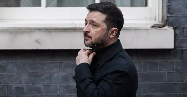 “Росіяни не повинні відчути, нібито їхні позиції посилились”: Зеленський заявив, що українська переговорна команда вилетіла до США (відео) “Росіяни не повинні відчути, нібито їхні позиції посилились”: Зеленський заявив, що українська переговорна команда вилетіла до США (відео)