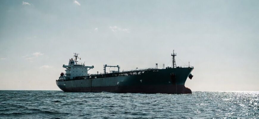 Російський танкер дістався Куби вперше з січня – Трамп відреагував Російський танкер дістався Куби вперше з січня – Трамп відреагував
