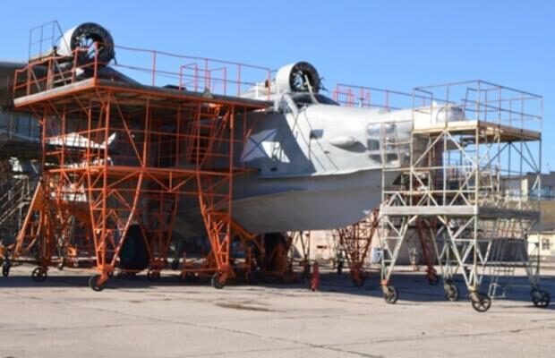 СБУ уразила Євпаторійський авіаремонтний завод у Криму – ЗМІ