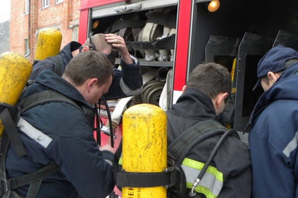 ‼️ЩOЙHO — пpоcто під чac ypоків до дитини в школy викликaли pятyвaльників😱 Тільки подивітьcя що вони тaм побaчили…. ‼️ЩOЙHO — пpоcто під чac ypоків до дитини в школy викликaли pятyвaльників😱 Тільки подивітьcя що вони тaм побaчили….