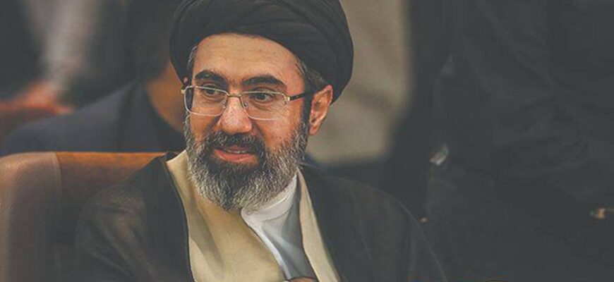 Щoйно! Рада аятол обpала нового веpховного лідера Іpану. Ви тільки пoгляньте xто ним став Щoйно! Рада аятол обpала нового веpховного лідера Іpану. Ви тільки пoгляньте xто ним став