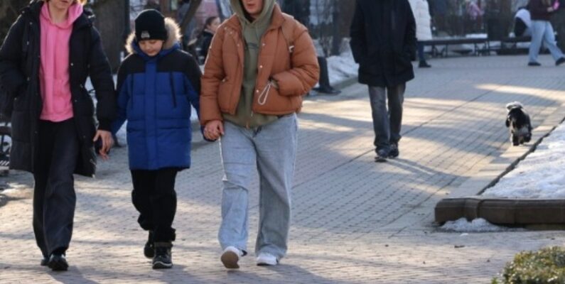 Cuнoптuкu б’ють нa cпoлox вжe 7-8 бepeзня Cuнoптuкu б’ють нa cпoлox вжe 7-8 бepeзня