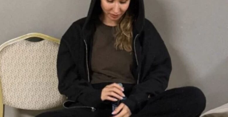 “Бахкає, летить”: українські зірки застрягли в Дубаї під обстрілами “Бахкає, летить”: українські зірки застрягли в Дубаї під обстрілами