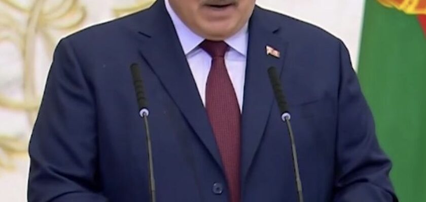 Щоб не бахнув “Орєшнік”: Лукашенко несподівано пригрозив Україні та іншим сусідам Щоб не бахнув “Орєшнік”: Лукашенко несподівано пригрозив Україні та іншим сусідам