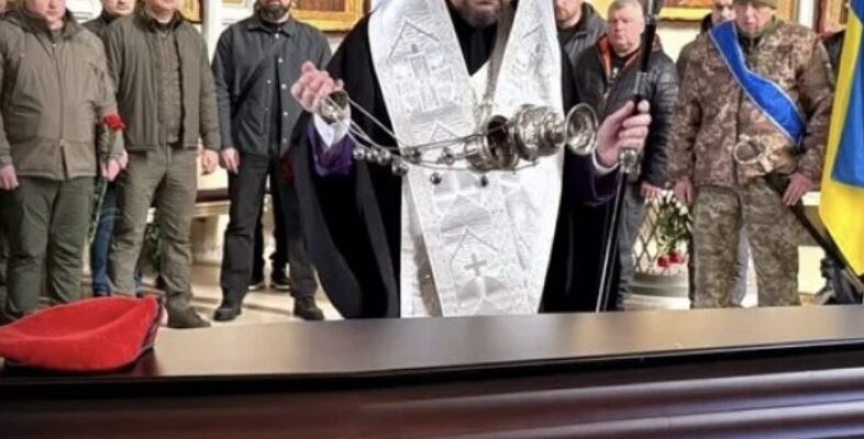 “Ще одного героя забрала страшна війна”: на війні загинув син генерала СБУ “Ще одного героя забрала страшна війна”: на війні загинув син генерала СБУ