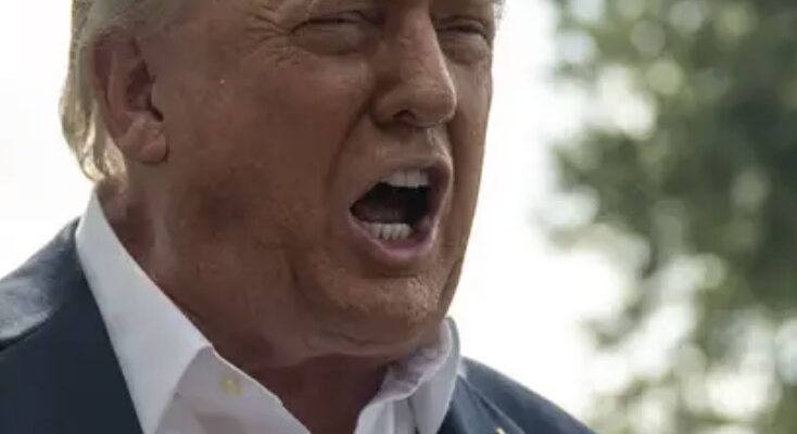 Серйозні проблеми: від Трампа почали відвертатись Серйозні проблеми: від Трампа почали відвертатись