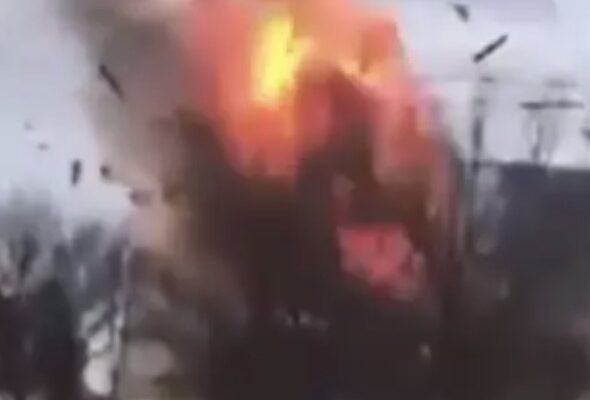 Ворог гатив по центру Львова: кількість поранених зросла Ворог гатив по центру Львова: кількість поранених зросла