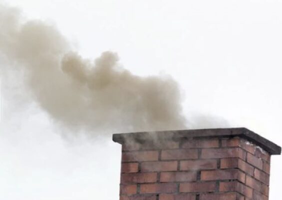 Димар швидко очиститься від сажі та нальоту: що слід кинути в топку Димар швидко очиститься від сажі та нальоту: що слід кинути в топку