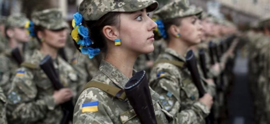 В Сухопутних військах зробили заяву про примусову мобілізацію жінок В Сухопутних військах зробили заяву про примусову мобілізацію жінок