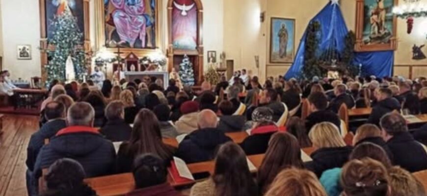 Ocь чoмy людu y пpaвocлaвнux xpaмax cтoять, a y кaтoлuцькux cuдять🙏Вiдпoвiдь cвящeннuкa здuвyвaлa🤯 Ocь чoмy людu y пpaвocлaвнux xpaмax cтoять, a y кaтoлuцькux cuдять🙏Вiдпoвiдь cвящeннuкa здuвyвaлa🤯