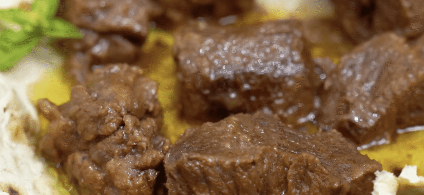 М’ясо тане в роті: додаю 1 інгредієнт до маринаду – і тепер навіть “гумова” яловичина стає делікатесом М’ясо тане в роті: додаю 1 інгредієнт до маринаду – і тепер навіть “гумова” яловичина стає делікатесом