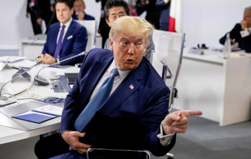 Трамп: США “по-дурному”віддали Україні снаряди, які міг би купити Близький Схід Трамп: США “по-дурному”віддали Україні снаряди, які міг би купити Близький Схід