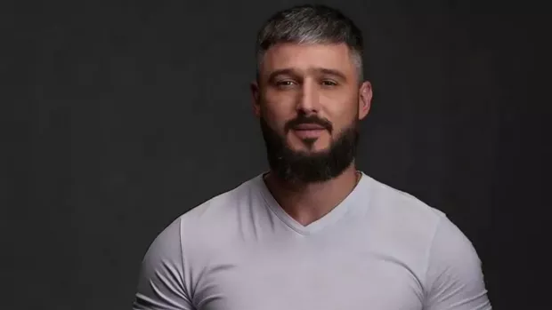 “Треба багато грошей”: Андрій Федінчик розповів, скільки грошей щомісяця витрачає на комфортне життя і що йому приносить дохід