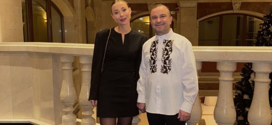 Тиск, приниження й погрози: дружина Павліка розповіла шокуючі деталі залаштунків його концерту Тиск, приниження й погрози: дружина Павліка розповіла шокуючі деталі залаштунків його концерту