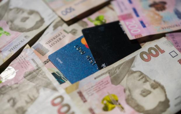 У Раді пропонують підняти пенсії: Ось скільки хочуть платити та звідки планують взяти кошти У Раді пропонують підняти пенсії: Ось скільки хочуть платити та звідки планують взяти кошти