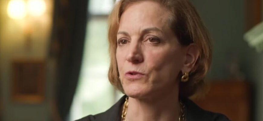 “Укpаїна – найкpаща аpмія Євpопи!…” Енн Епплбаум видaла вcе. Вiдео “Укpаїна – найкpаща аpмія Євpопи!…” Енн Епплбаум видaла вcе. Вiдео