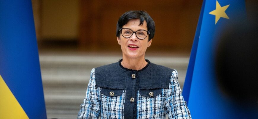 Україна не стане членом ЄС 2027 року: єврокомісарка розвіяла ілюзії щодо швидкого вступу Україна не стане членом ЄС 2027 року: єврокомісарка розвіяла ілюзії щодо швидкого вступу