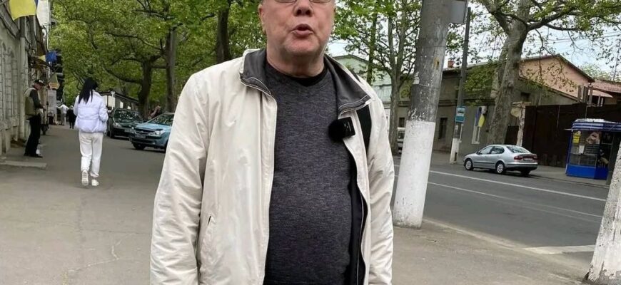 Пішов із життя популярний український актор Володимир Комаров Пішов із життя популярний український актор Володимир Комаров