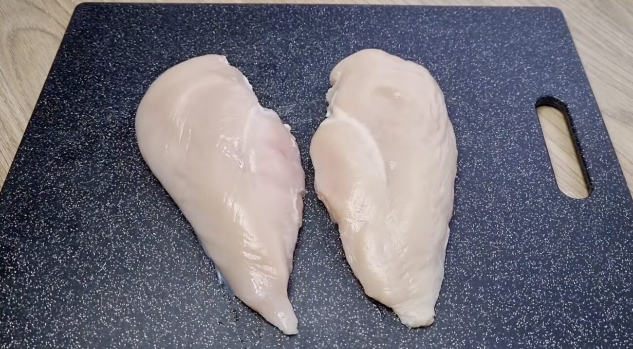 Господині розповіли, як перевірити свіжість курячого філе на вітрині Господині розповіли, як перевірити свіжість курячого філе на вітрині