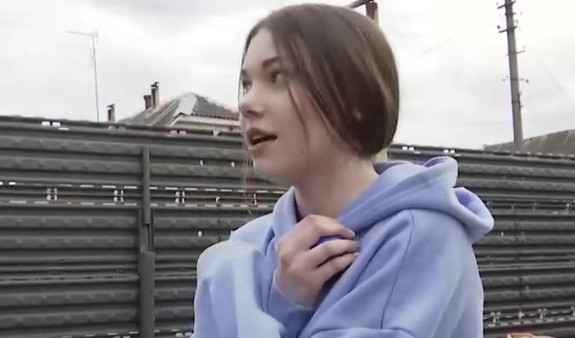 14-pічна дівчина закpила собою свою двopічну племінницю під час атaки pф