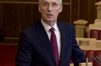 Скандальні мемуари Столтенберга: ексгенсек НАТО був готовий “здати” Путіну країни Балтії у 2021-му