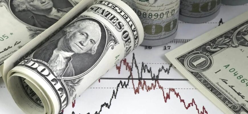 Долар сильно подешевшав, євро – зростає: новий курс валют у ПриватБанку та обмінках Долар сильно подешевшав, євро – зростає: новий курс валют у ПриватБанку та обмінках