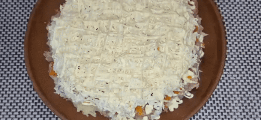 Багатий на кальцій салат “Одеський” з 5 інгредієнтів: дуже смачно і дуже ніжно Багатий на кальцій салат “Одеський” з 5 інгредієнтів: дуже смачно і дуже ніжно