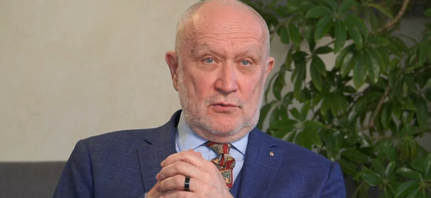 Хто насправді створив сучасну Україну? Данило Яневський на ефірі у Наталії Влащенко про “сталінську логіку” та спадок комуністів